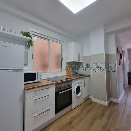 Aguadulce, Apto Santa Monica 2 Hab Con Terraza, Aire, Wifi, A 5 Min De La Playa اغوادولس المظهر الخارجي الصورة