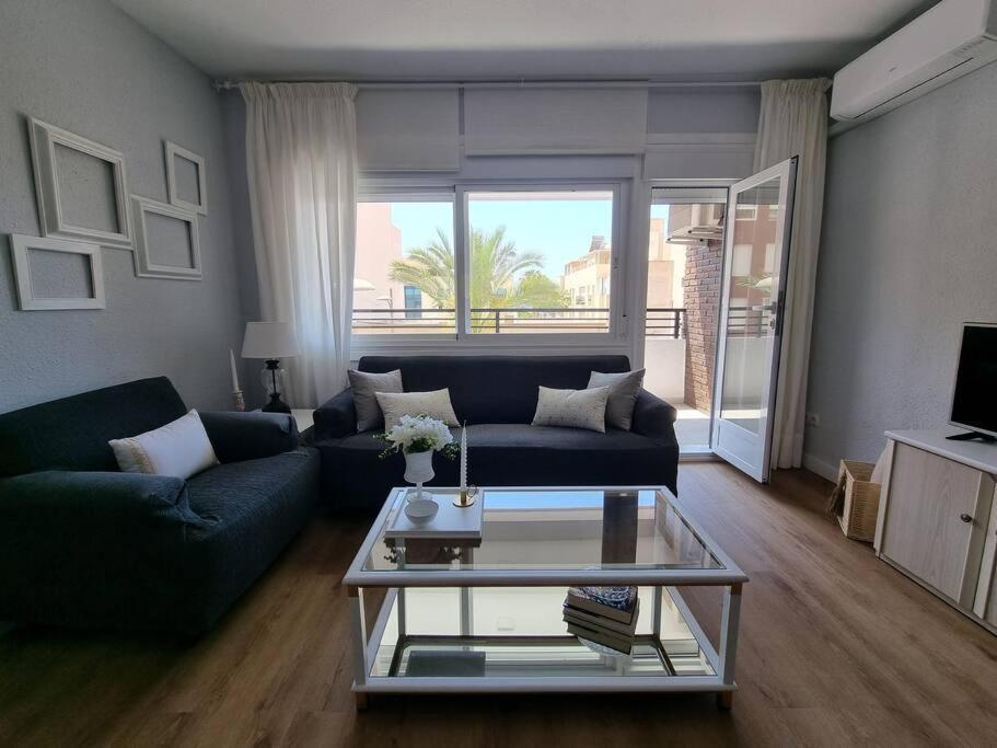 Aguadulce, Apto Santa Monica 2 Hab Con Terraza, Aire, Wifi, A 5 Min De La Playa اغوادولس المظهر الخارجي الصورة