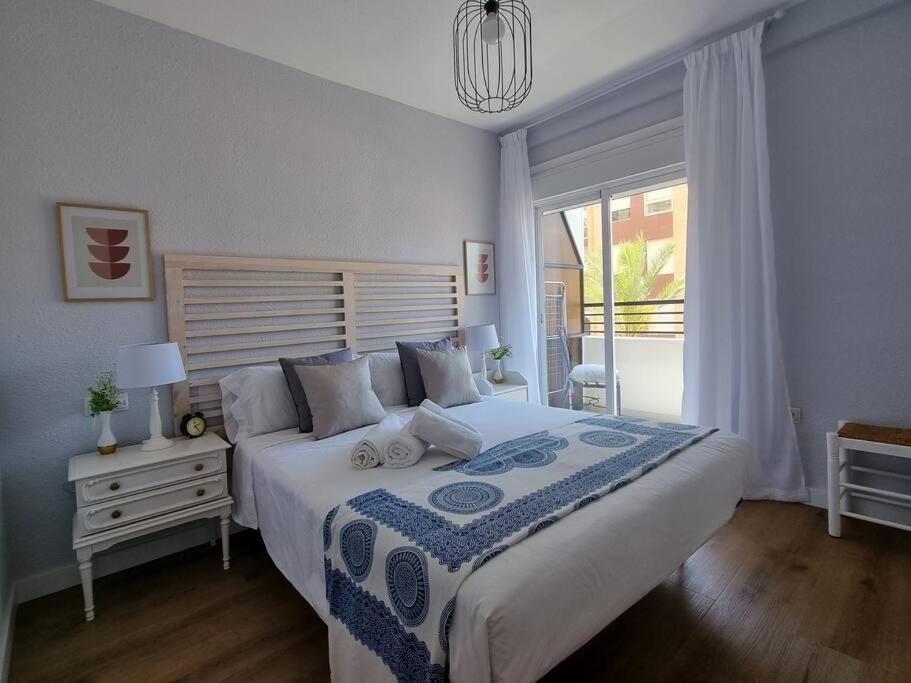 Aguadulce, Apto Santa Monica 2 Hab Con Terraza, Aire, Wifi, A 5 Min De La Playa اغوادولس المظهر الخارجي الصورة
