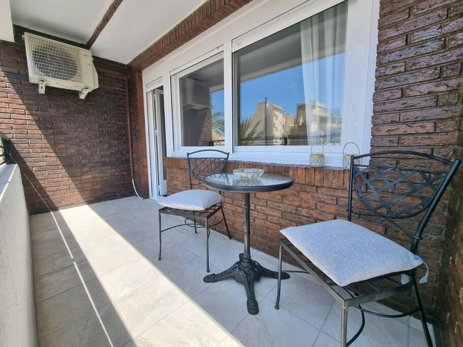 Aguadulce, Apto Santa Monica 2 Hab Con Terraza, Aire, Wifi, A 5 Min De La Playa اغوادولس المظهر الخارجي الصورة